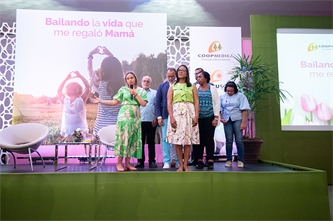Conferencia "Bailando la Vida que me Regaló Mamá" Conferencia "Bailando la Vida que me Regaló Mamá"